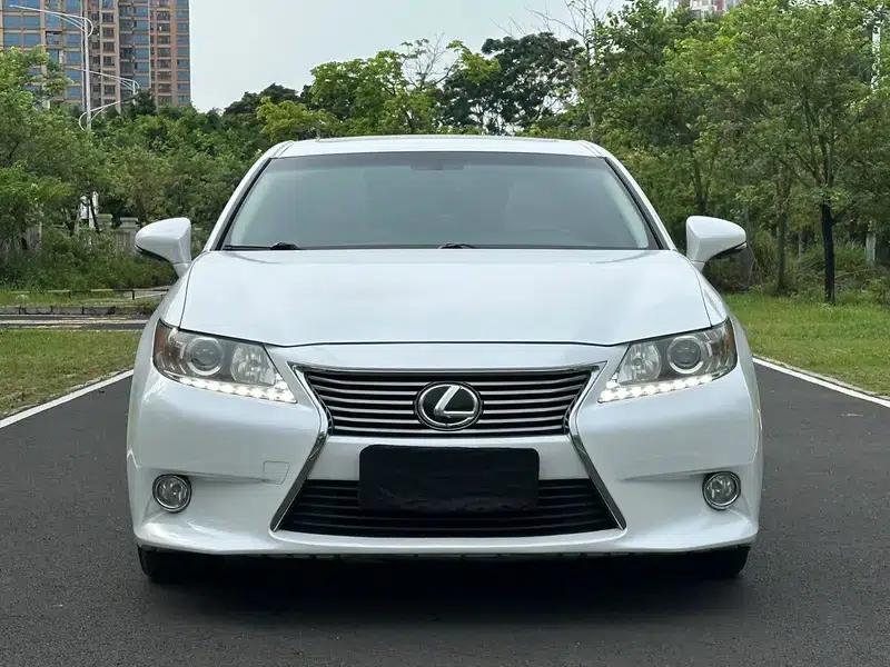 Lexus ES 2014 250 Elite Edition — миниатюра 2