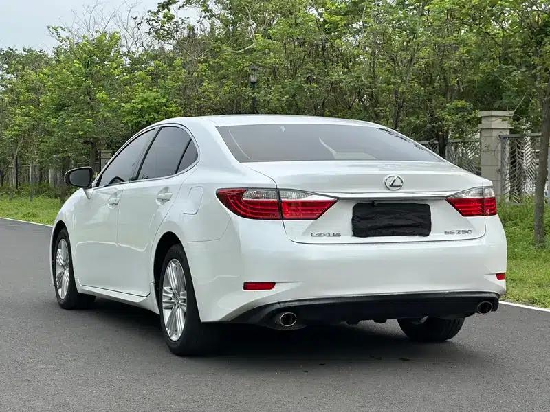 Lexus ES 2014 250 Elite Edition — миниатюра 4