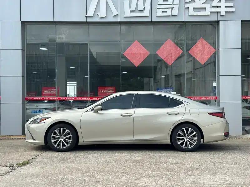 Lexus ES 2018 200 Premium Edition (China VI Emission Standard) — миниатюра 3