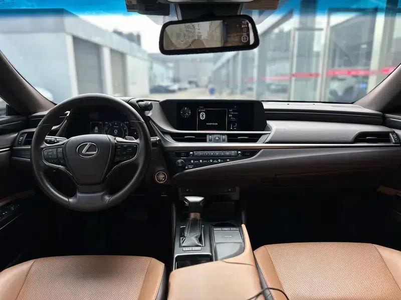 Lexus ES 2018 200 Premium Edition (China VI Emission Standard) — миниатюра 6