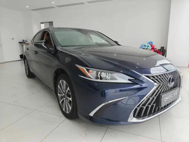 Lexus ES 2021 300h Premium Edition — миниатюра 3