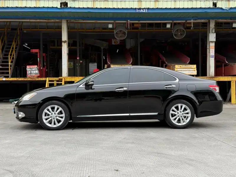 Lexus ES 2010 240 Luxury Edition — миниатюра 3
