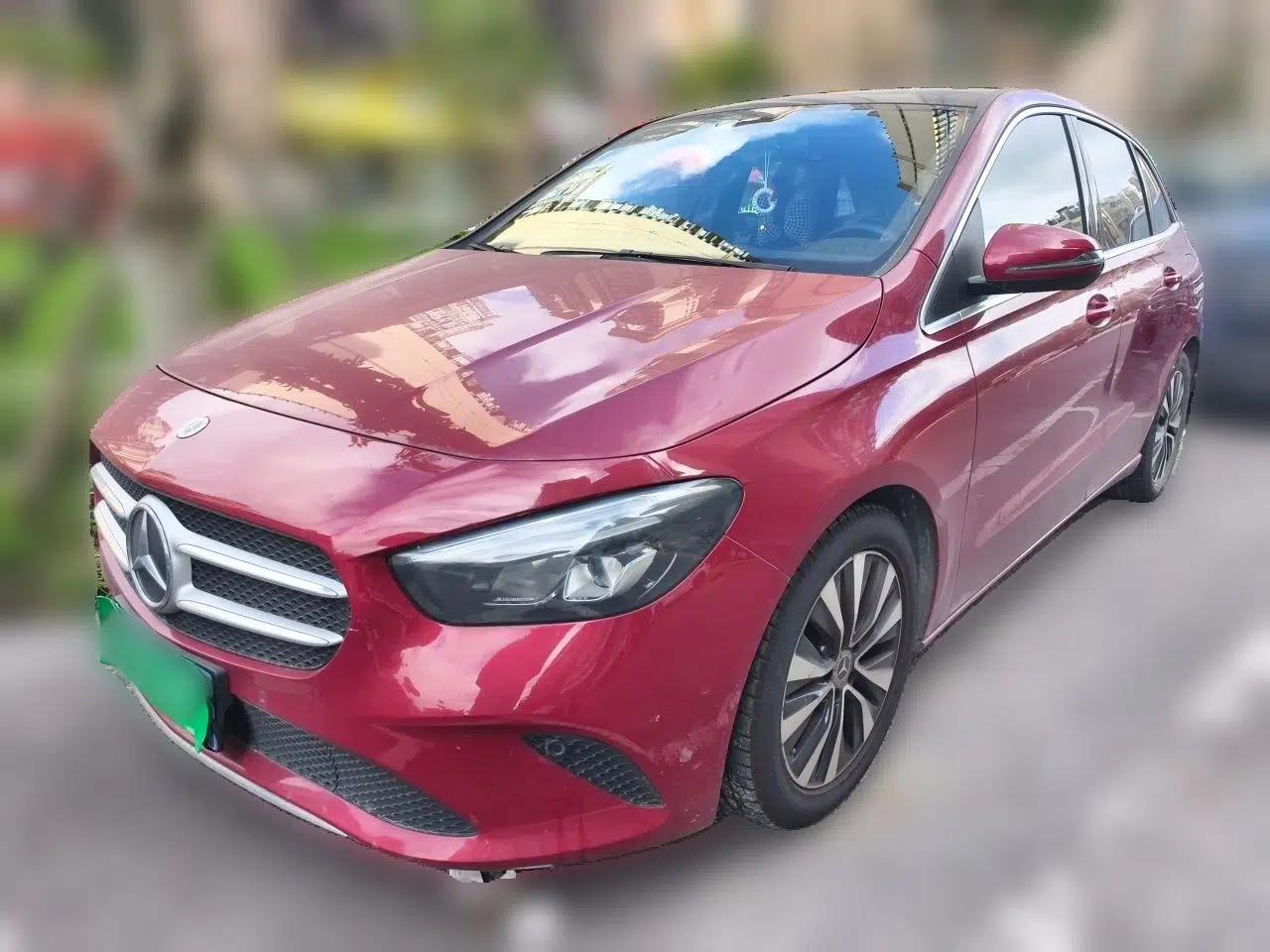 Mercedes-Benz B-Class 2022 Revised B 200 Dynamic Edition — миниатюра 1