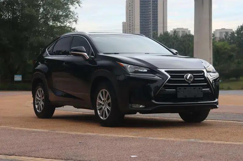 Lexus NX 2016 200 AWD Sport Edition — миниатюра 3