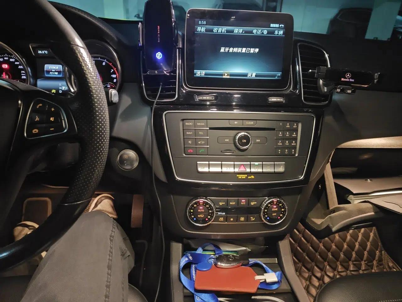 Mercedes-Benz GLE Coupe 2015 GLE 400 4MATIC Coupe SUV — миниатюра 13