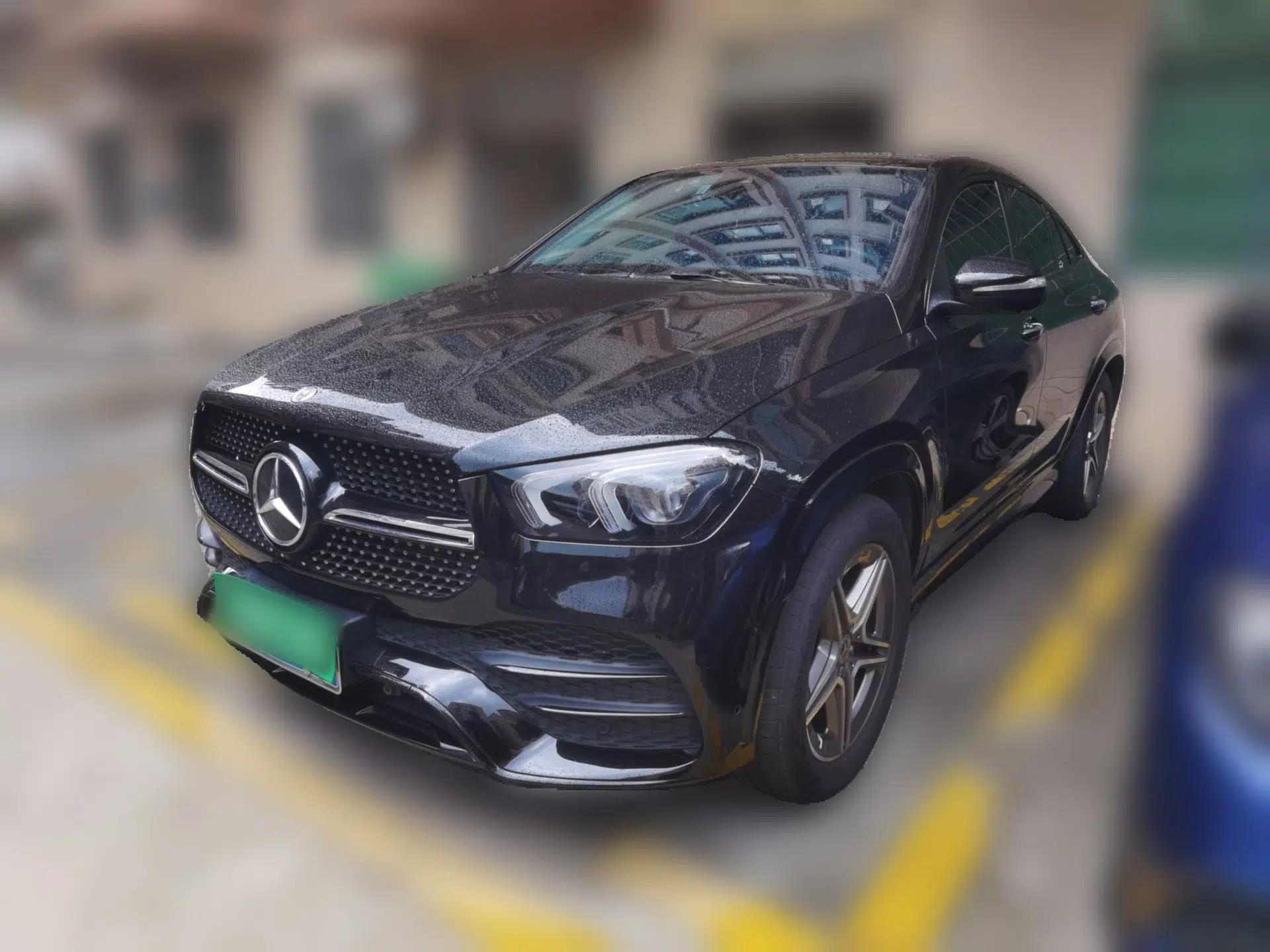 Mercedes-Benz GLE Coupe 2020 GLE 450 4MATIC Coupe SUV Fashion Model — миниатюра 1