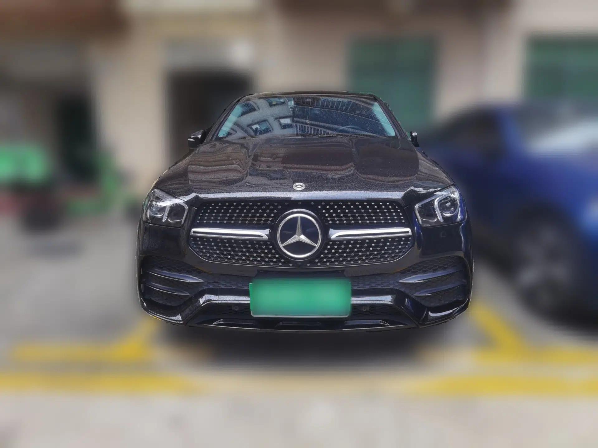 Mercedes-Benz GLE Coupe 2020 GLE 450 4MATIC Coupe SUV Fashion Model — миниатюра 2