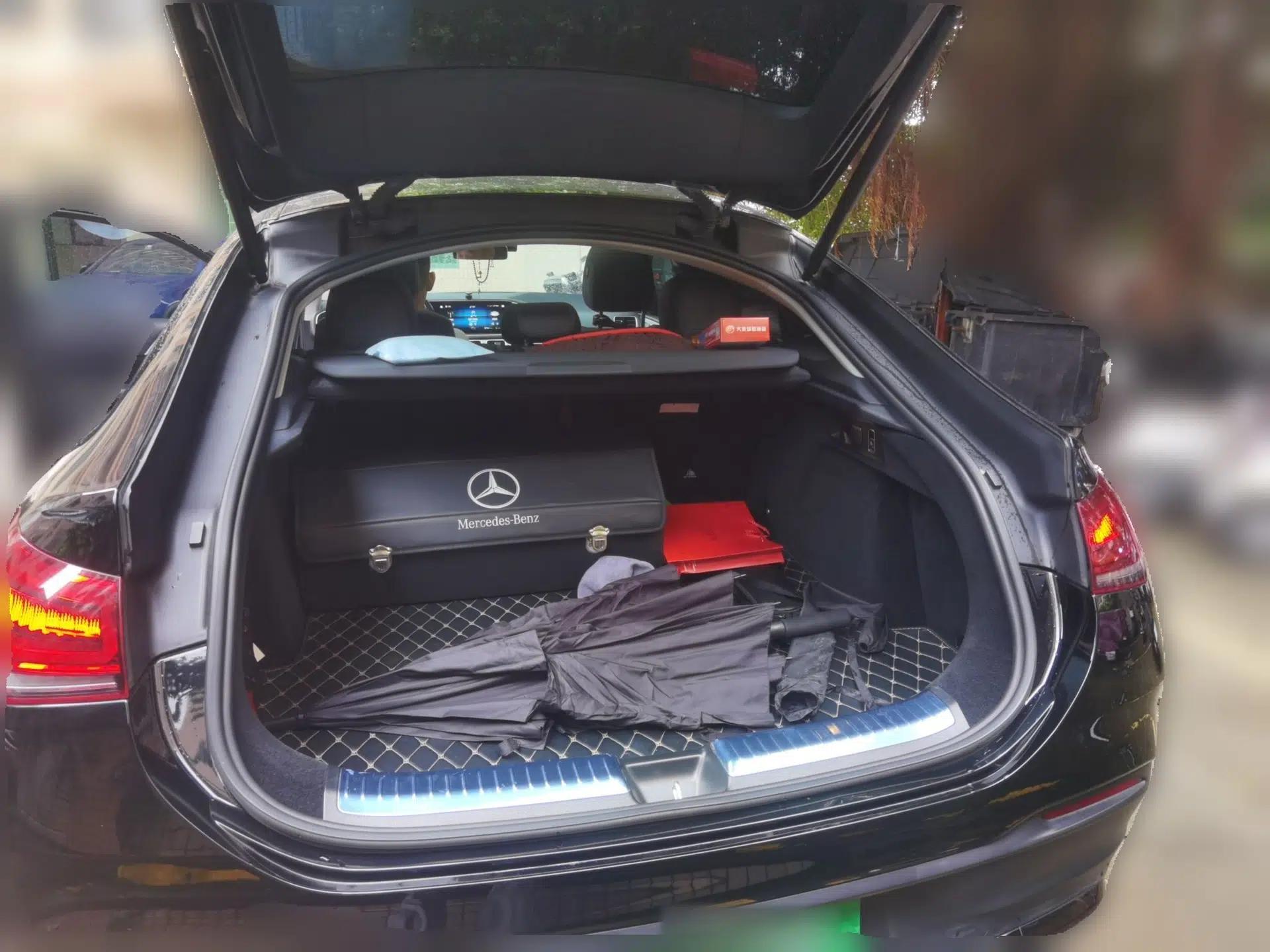 Mercedes-Benz GLE Coupe 2020 GLE 450 4MATIC Coupe SUV Fashion Model — миниатюра 19