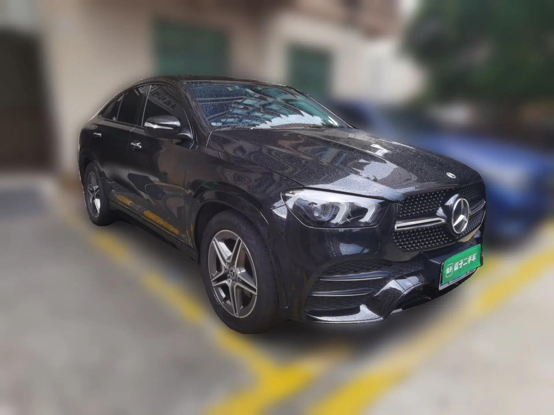 Mercedes-Benz GLE Coupe 2020 GLE 450 4MATIC Coupe SUV Fashion Model — миниатюра 3