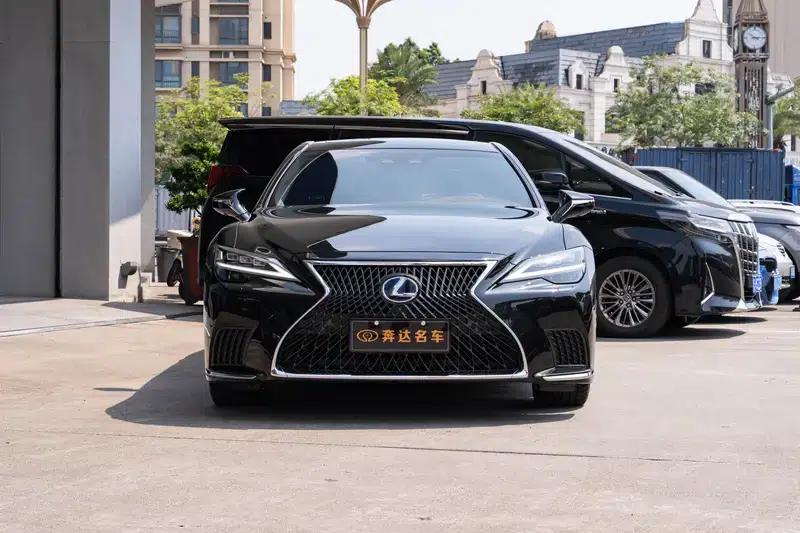 Lexus LS 500h Executive Edition 2021 — миниатюра 2