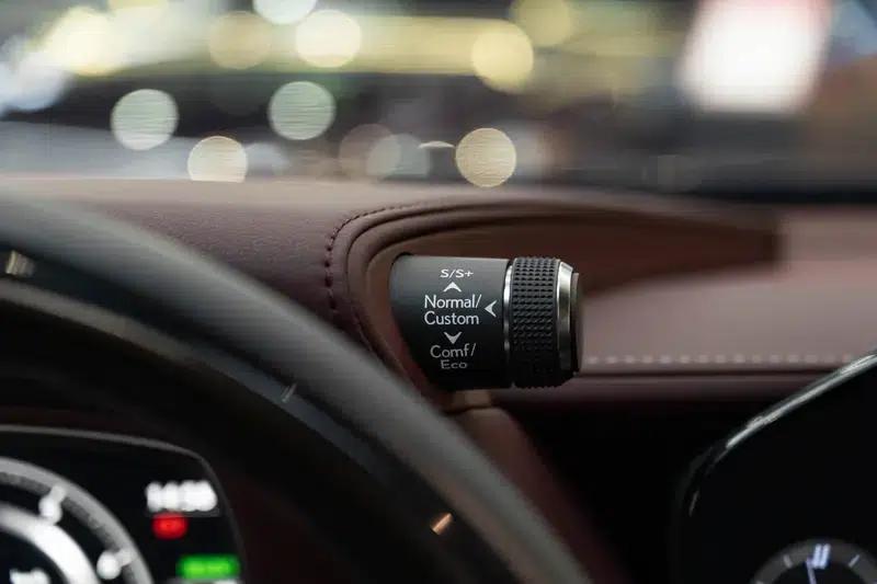 Lexus LS 500h Executive Edition 2021 — миниатюра 12