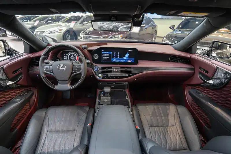 Lexus LS 500h Executive Edition 2021 — миниатюра 16