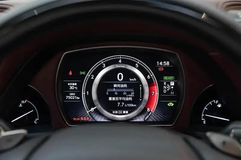 Lexus LS 500h Executive Edition 2021 — миниатюра 17