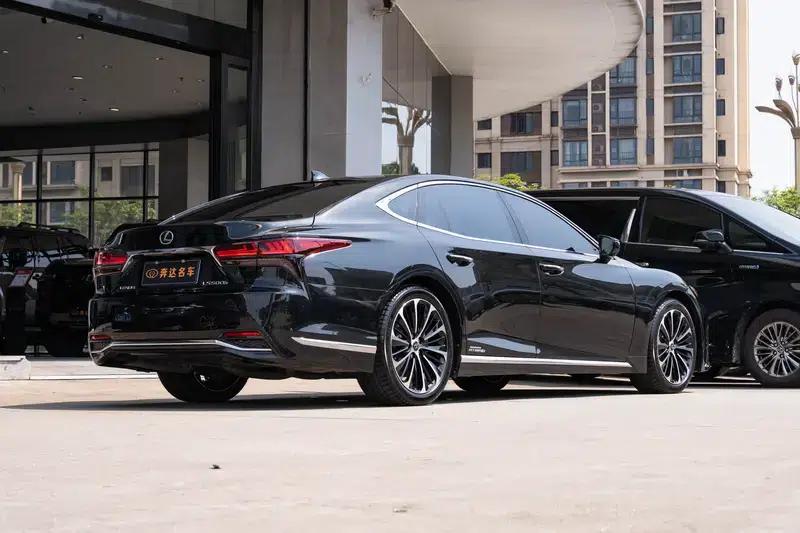 Lexus LS 500h Executive Edition 2021 — миниатюра 5
