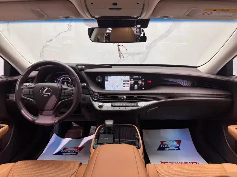 Lexus LS 2020 500h Premium Edition (China VI Emission Standard) — миниатюра 14
