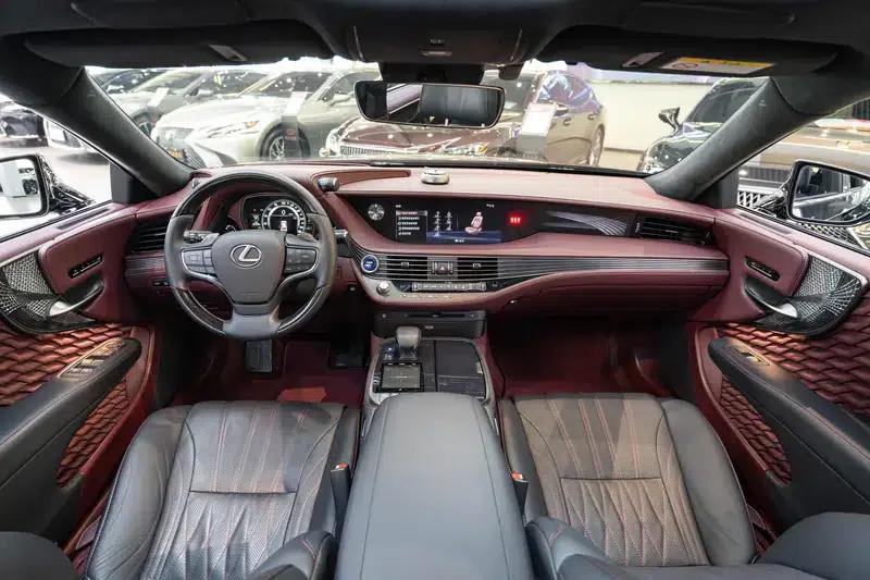 Lexus LS 2018 500h Executive Edition (China V emission standard) — миниатюра 16