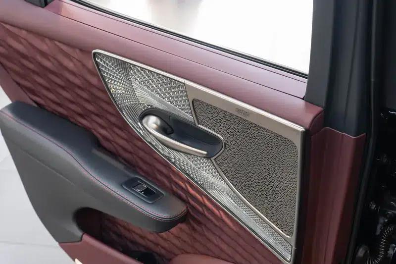 Lexus LS 2018 500h Executive Edition (China V emission standard) — миниатюра 9