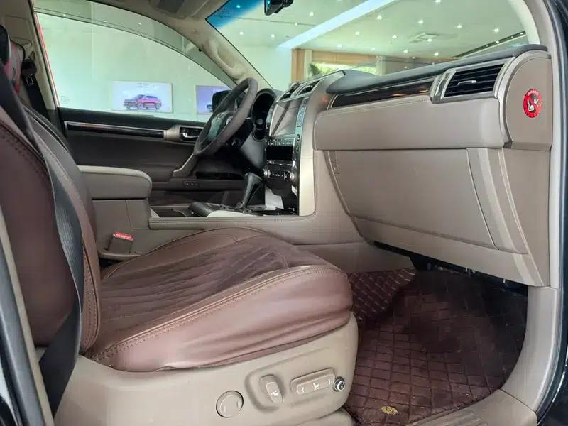 2019 Lexus GX 460 (Middle East version) — миниатюра 11
