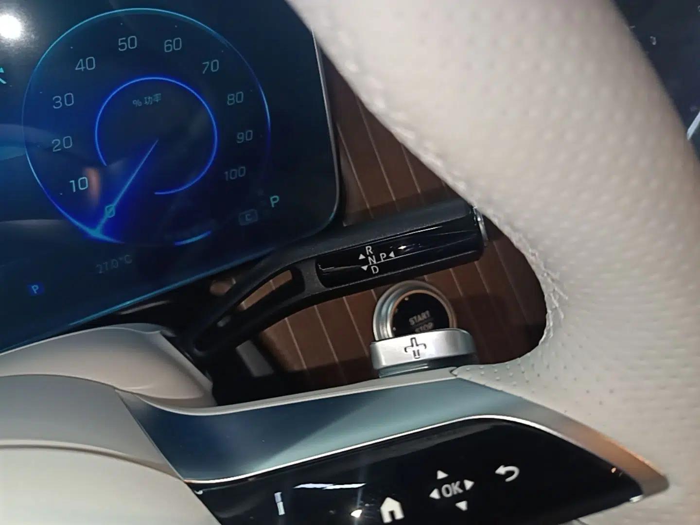 Mercedes-Benz EQE 2025 500 4MATIC Pioneer Edition — миниатюра 16