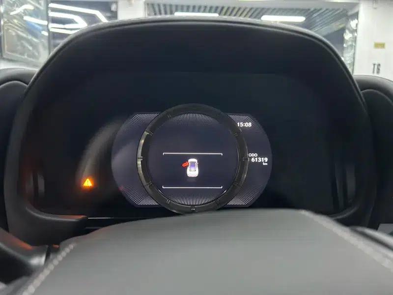 Lexus LC 2018 500h — миниатюра 12