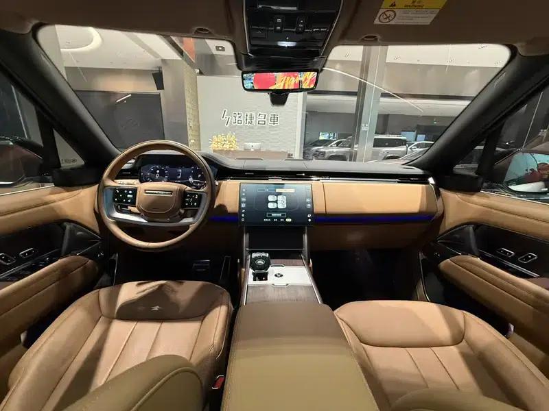 Range Rover 2026 3.0 L6 400PS AB Long Wheelbase — миниатюра 13