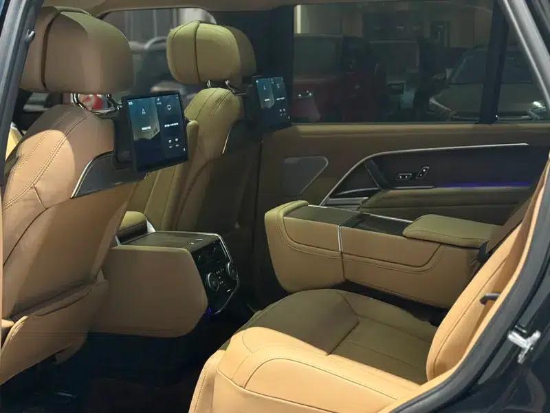 Range Rover 2026 3.0 L6 400PS AB Long Wheelbase — миниатюра 17