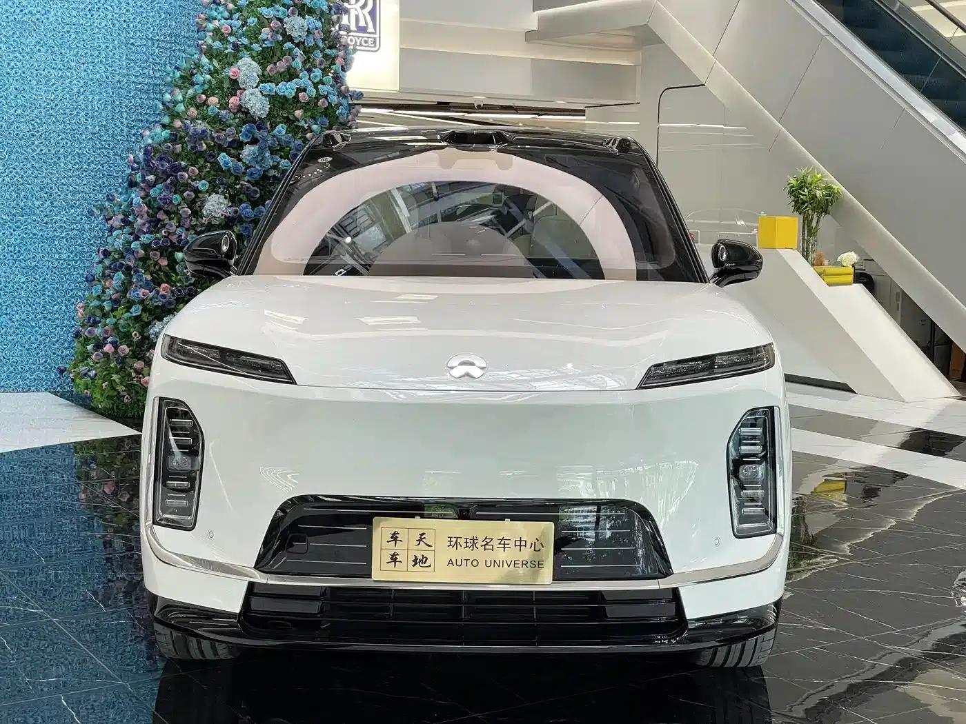 NIO ES9 2026 Model 102kWh Executive Island Signature Edition — миниатюра 2