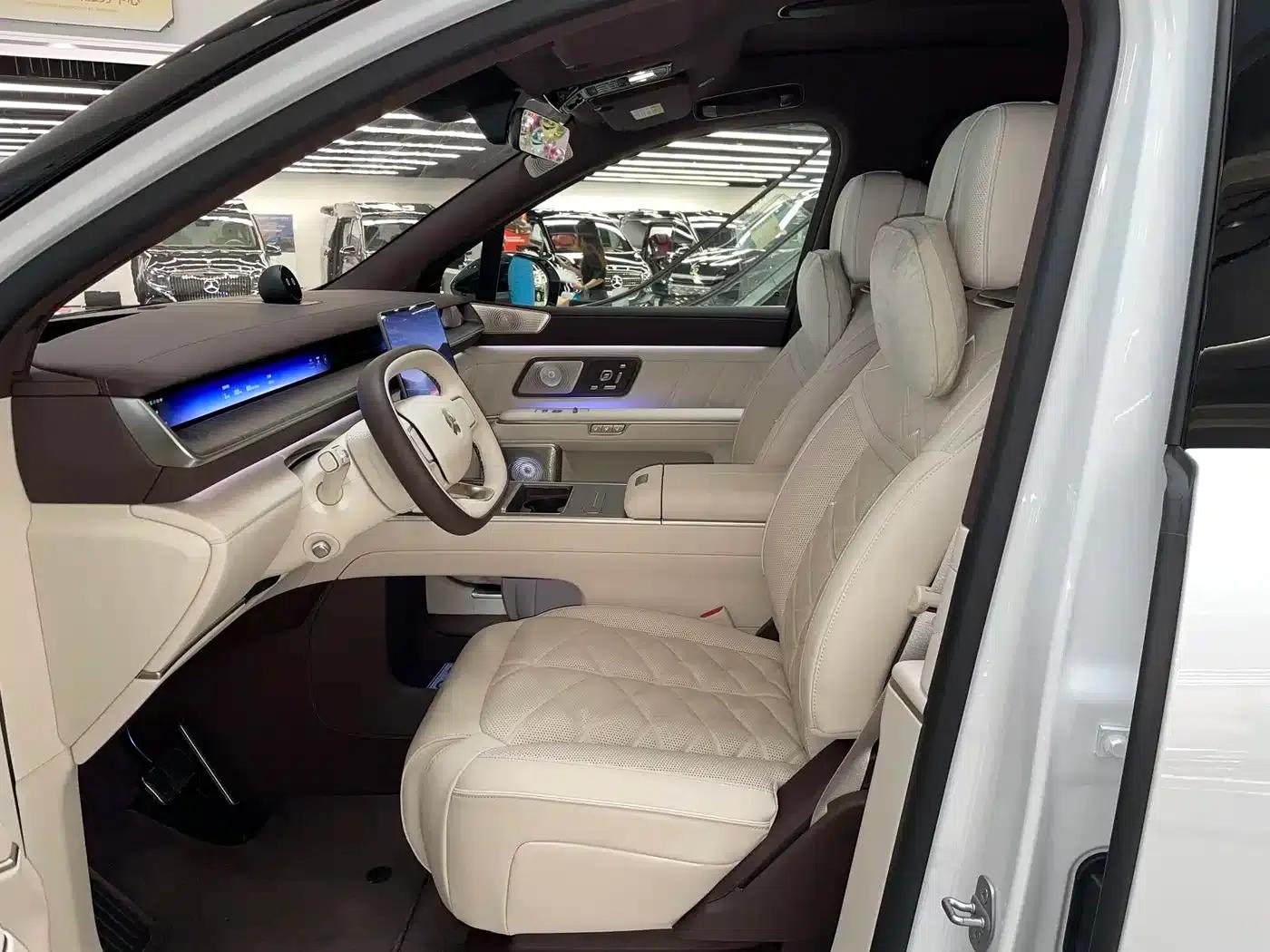 NIO ES9 2026 Model 102kWh Executive Island Signature Edition — миниатюра 11