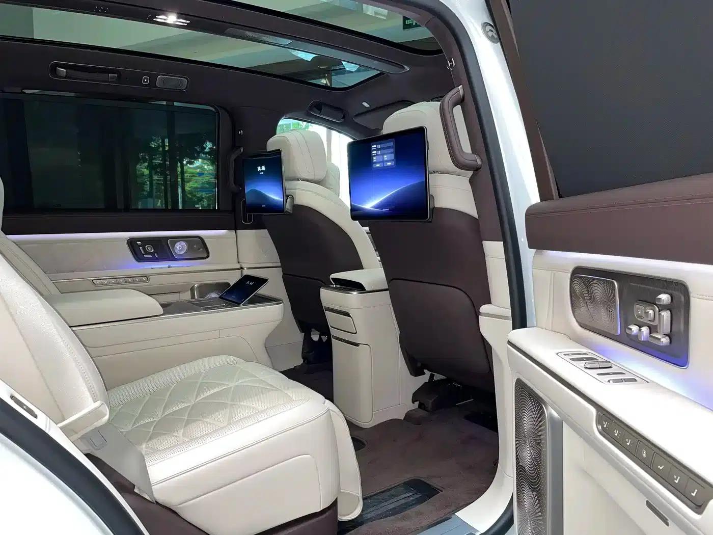 NIO ES9 2026 Model 102kWh Executive Island Signature Edition — миниатюра 18