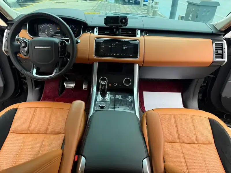 Range Rover Sport 2021 3.0 L6 Black Edition — миниатюра 15