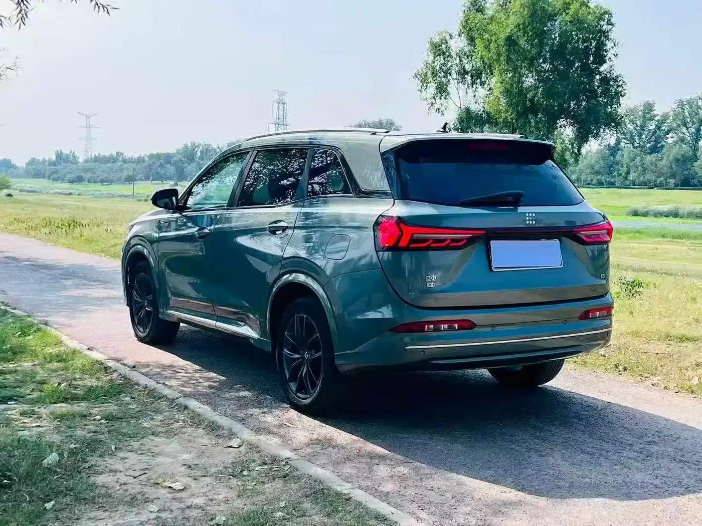 Blue Electric E5 2023 1.5L DE-i 100KM Premium Edition 7-seater — миниатюра 9