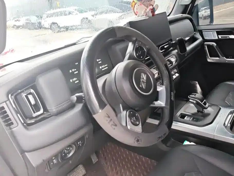 212 T01 2024 Explorer 2.0T — миниатюра 15