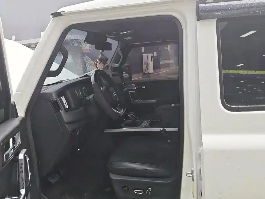 212 T01 2024 Explorer 2.0T — миниатюра 9