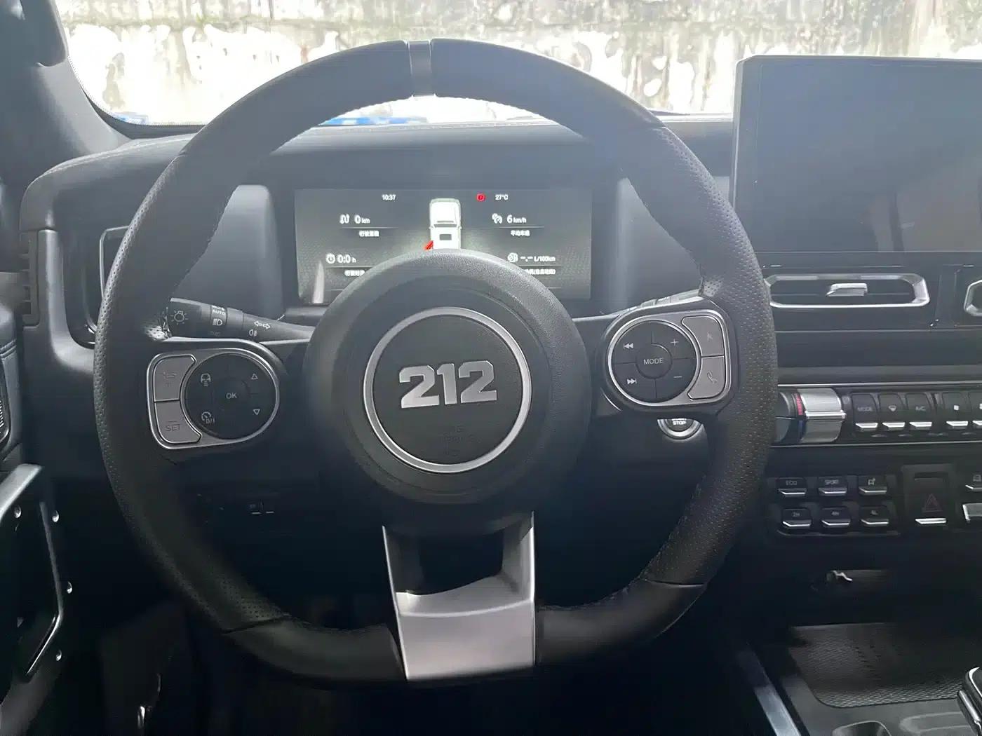 212 T01 2024 Explorer 2.0T — миниатюра 8