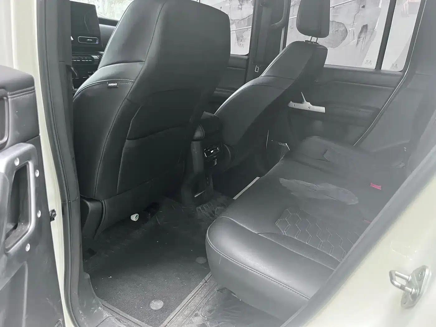 212 T01 2024 Explorer 2.0T — миниатюра 10
