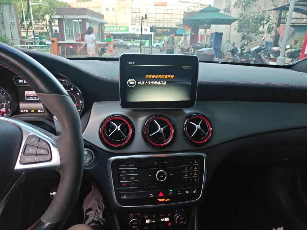 Mercedes-Benz GLA AMG 2015 AMG GLA 45 4MATIC — миниатюра 13