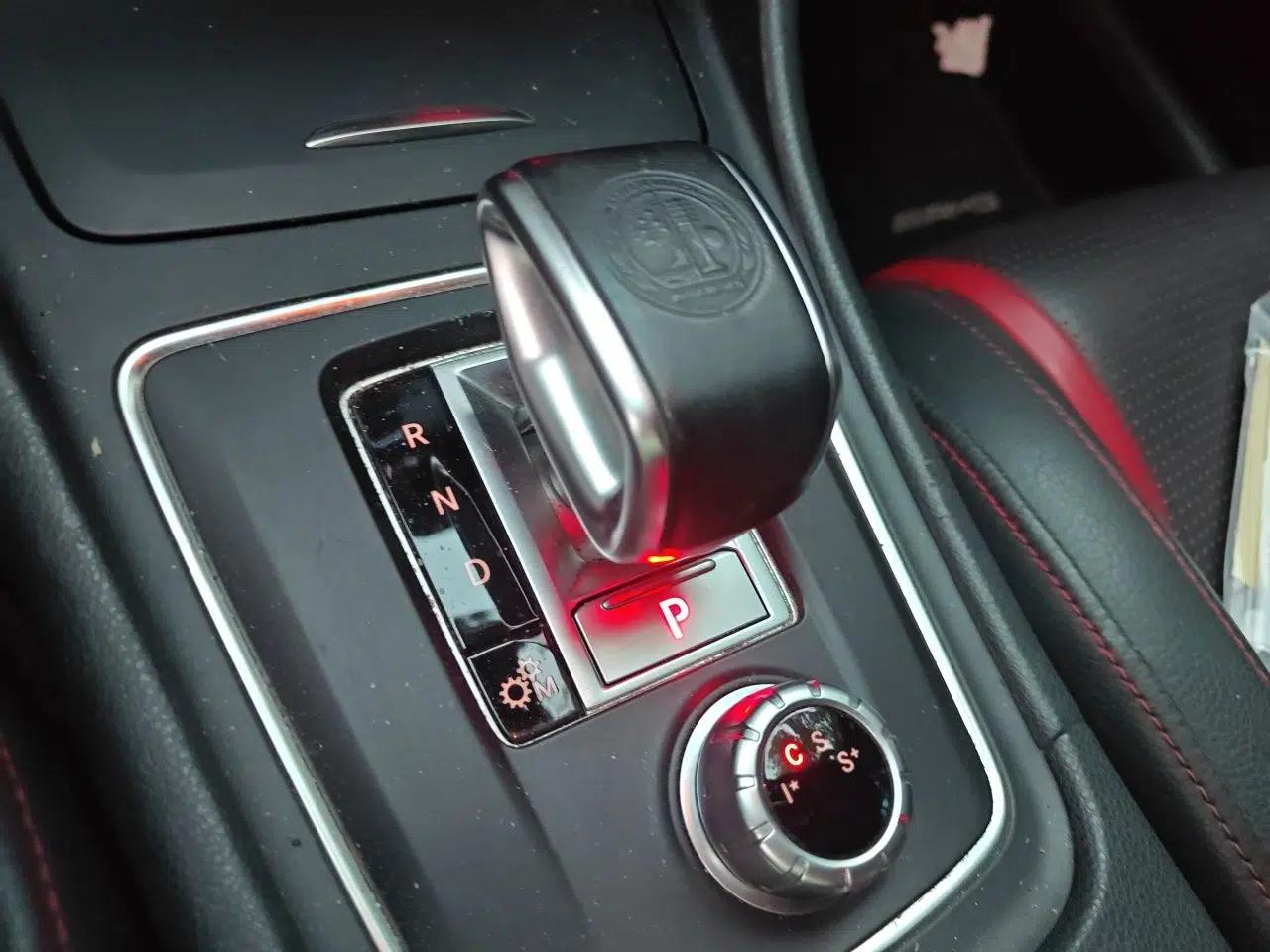 Mercedes-Benz GLA AMG 2015 AMG GLA 45 4MATIC — миниатюра 14