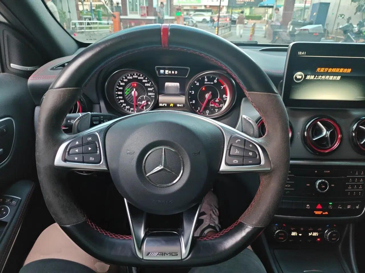 Mercedes-Benz GLA AMG 2015 AMG GLA 45 4MATIC — миниатюра 10