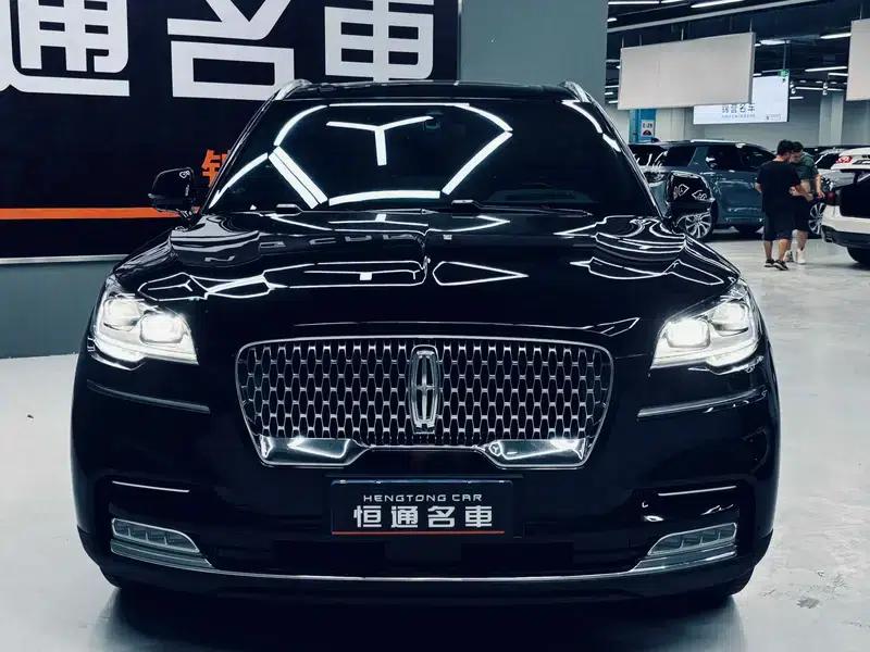 2020 Aviator 3.0T V6 AWD Executive Edition — миниатюра 2