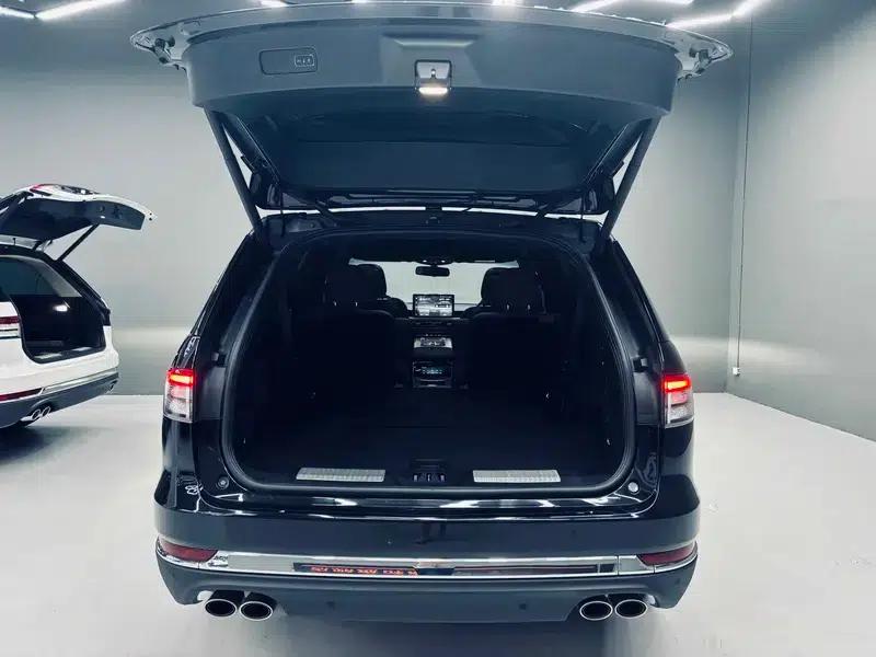 2020 Aviator 3.0T V6 AWD Executive Edition — миниатюра 14
