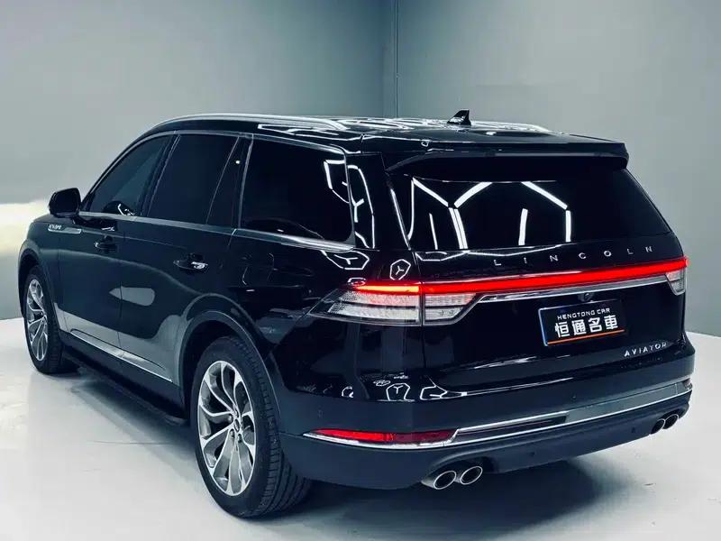 2020 Aviator 3.0T V6 AWD Executive Edition — миниатюра 4