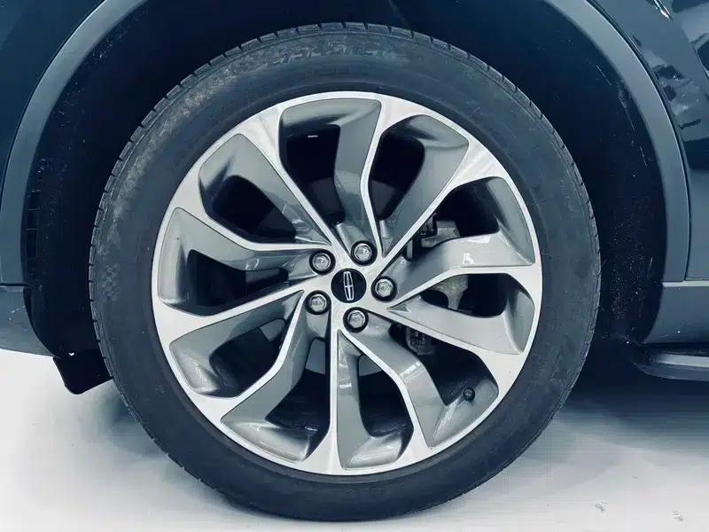 2020 Aviator 3.0T V6 AWD Executive Edition — миниатюра 10
