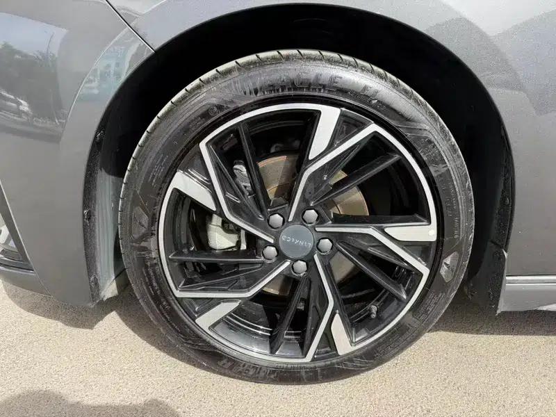 Lynk & Co 03 2023 2.0TD DCT Pro — миниатюра 8