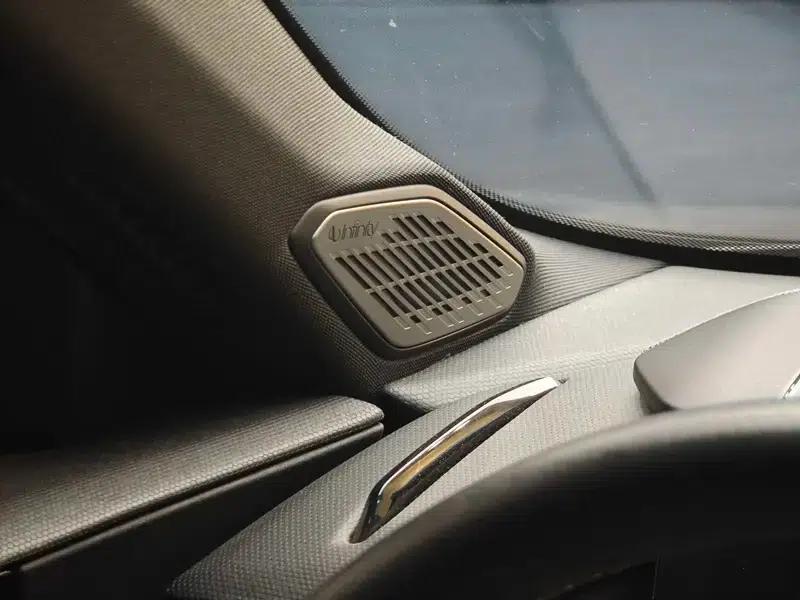 Lynk & Co 03 2023 1.5TD DCT Pro — миниатюра 14