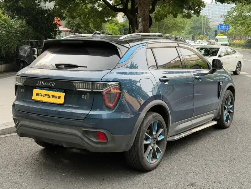 Lynk & Co 01 2017 2.0T 2WD Pro Edition — миниатюра 5