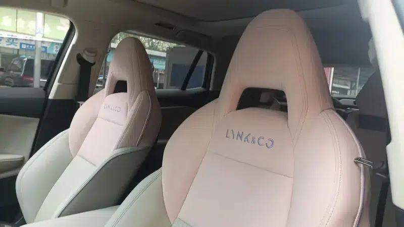 Lynk & Co 06 2023 Remix 1.5T Shero — миниатюра 9