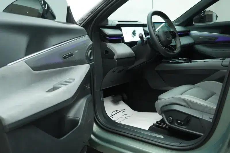 Lynk & Co 08 EM-P 2023 Model 220 AWD Performance Halo — миниатюра 19