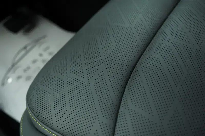 Lynk & Co 08 EM-P 2023 Model 220 AWD Performance Halo — миниатюра 6