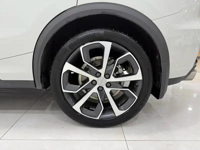 Lynk & Co 05 2022 2.0TD AWD Halo — миниатюра 9