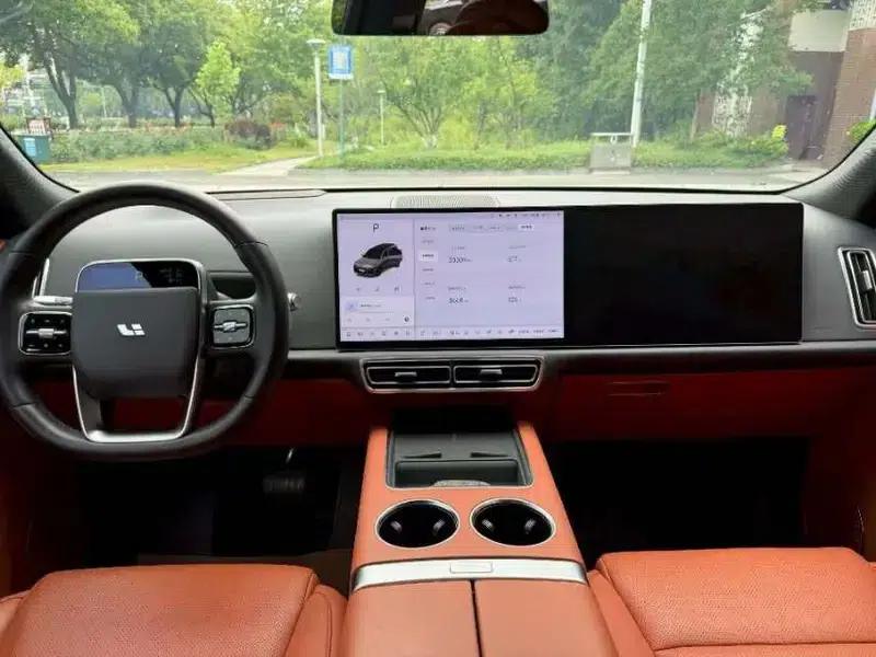 Li Auto L9 2022 Max Edition — миниатюра 8